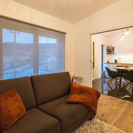 Epl Luxury Apartment Eplény Екстериор снимка